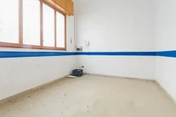 #15528 Ufficio al piano terra