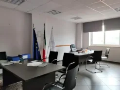 #15782 Ufficio al secondo piano