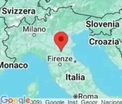 #24537 Ufficio con magazzini e posti auto in centro storico