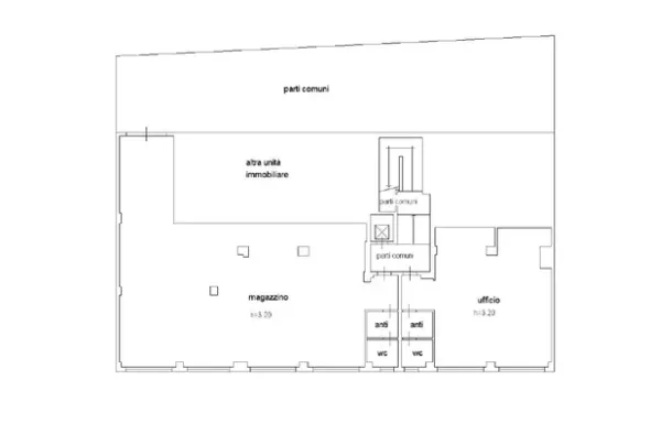 #24347 Ufficio con magazzino in edificio residenziale