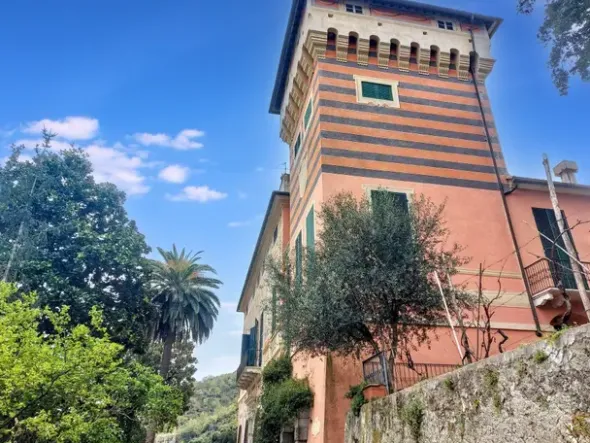 #2525010 Ufficio con posti auto all'interno del Palazzo Imperiale Bertani