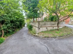 #2525010 Ufficio con posti auto all'interno del Palazzo Imperiale Bertani