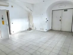 #2525010 Ufficio con posti auto all'interno del Palazzo Imperiale Bertani
