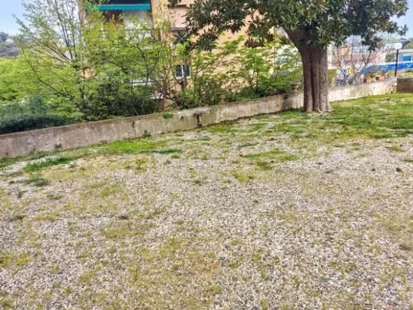 #2525010 Ufficio con posti auto all'interno del Palazzo Imperiale Bertani