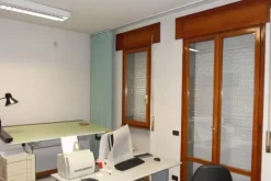 #18847 Ufficio duplex e deposito seminterrato