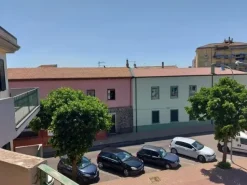 #14750 Ufficio e abitazione con cantina e posti auto