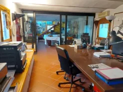 #23095 Ufficio e locale deposito