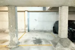 #23669 Ufficio e posto auto coperto