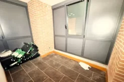 #25159 Ufficio e posto auto in edificio polifunzionale