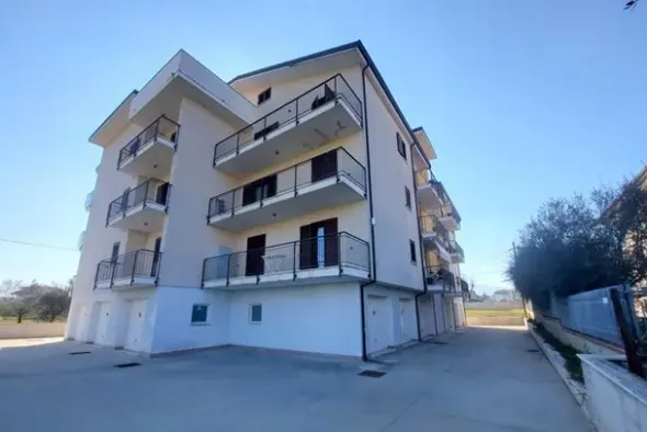 #14846 Ufficio in palazzina (sub 22) e pertinenze