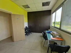 #2536292 Ufficio Moderno a Forlì - Vicinanze Casello Autostradale