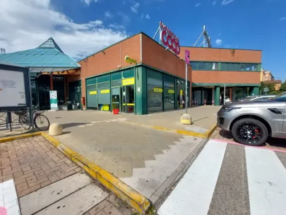 #25247 Ufficio postale a reddito in centro commerciale San Ruffillo
