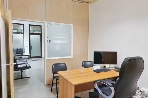#19711 Ufficio/studio privato in centro commerciale