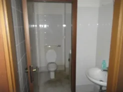#1651 Ufficio (sub 77) al piano primo di centro commerciale