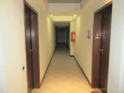 #1654 Ufficio (sub 80) al piano primo di centro commerciale