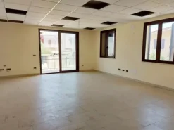 #18471 Ufficio su due livelli con area pertinenziale