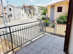 #18471 Ufficio su due livelli con area pertinenziale