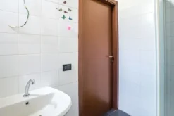 #13778 Ufficio uso negozio
