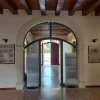 #11175 Uffici su tre piani e parcheggi privati