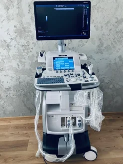 Ultrasuono GE Logiq E9 XDclear