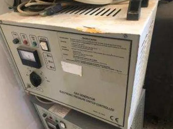 14#4962 Umidificatore e passacolla