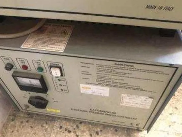 14#4962 Umidificatore e passacolla