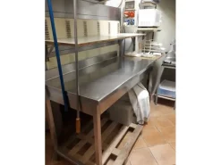 Urbino - attrezzature usate per pizzeria