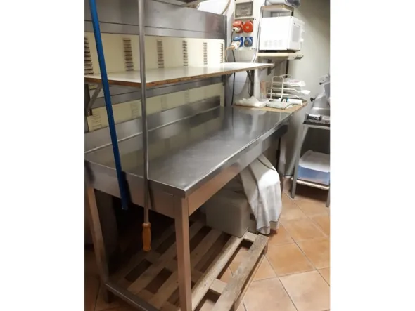 Urbino - attrezzature usate per pizzeria