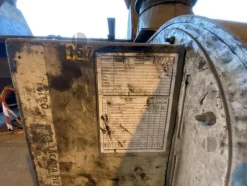 71#8816 Utensili e banchi da lavoro
