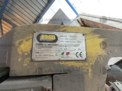 71#8816 Utensili e banchi da lavoro