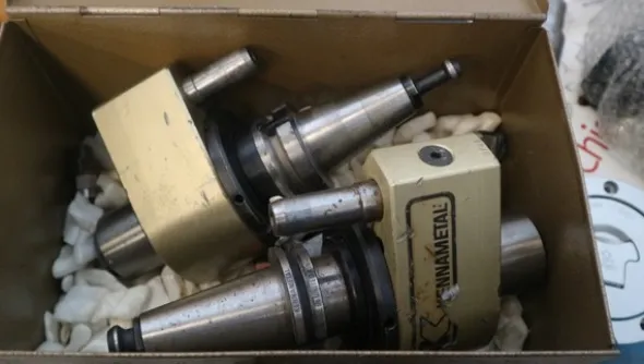 250#5049 Utensili e strumenti di misura