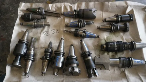250#5049 Utensili e strumenti di misura