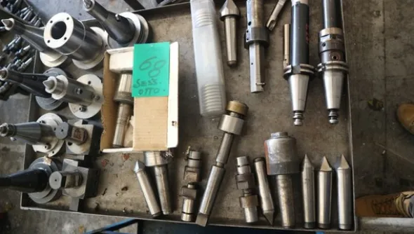 250#5049 Utensili e strumenti di misura