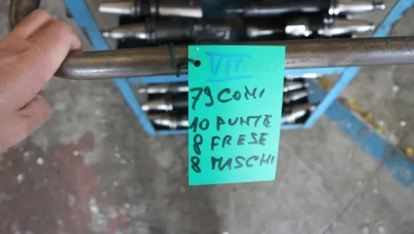 250#5049 Utensili e strumenti di misura