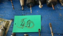 250#5049 Utensili e strumenti di misura