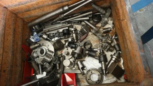 250#5049 Utensili e strumenti di misura