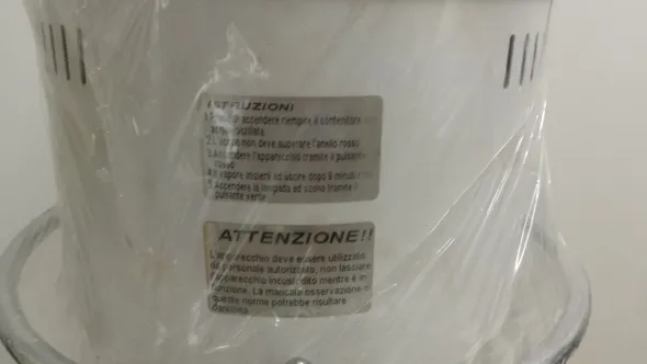 VAPORIZZATORE AD OZONO CON STATIVO REGOLABILE
