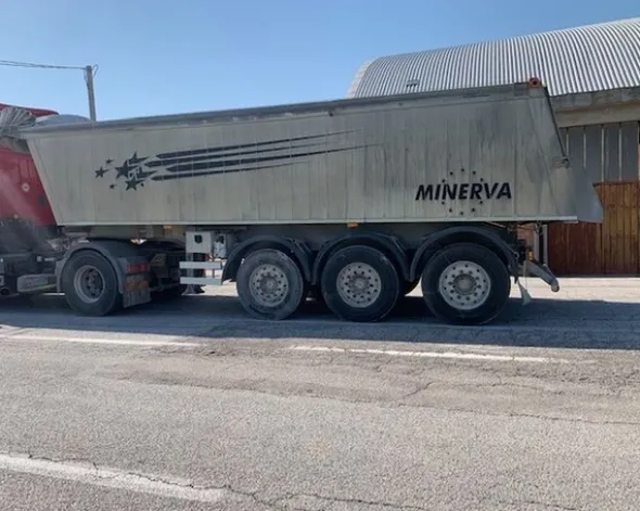 17#8237 Vasca Minerva