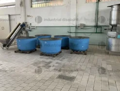 51#9550 Vasche in vetroresina ed acciaio per alimenti