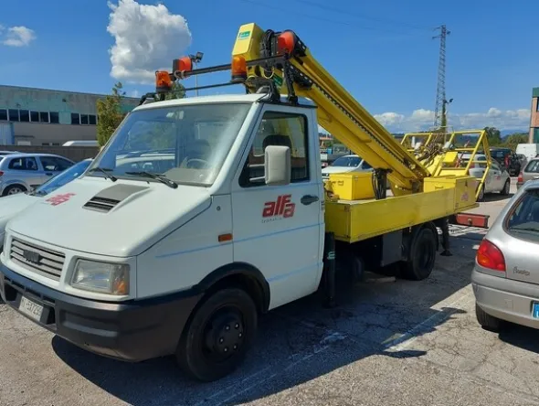 7#5479 Veicolo Iveco Daily