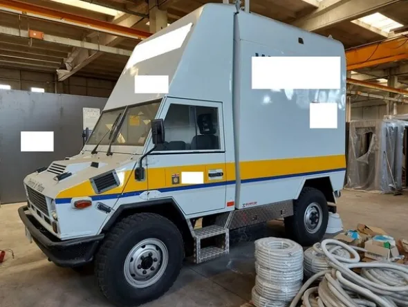1#6259 Veicolo per telecomunicazioni Iveco