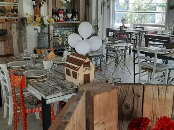 #2536514 Vendesi Attività Avviata Putignano Ristorante in centro