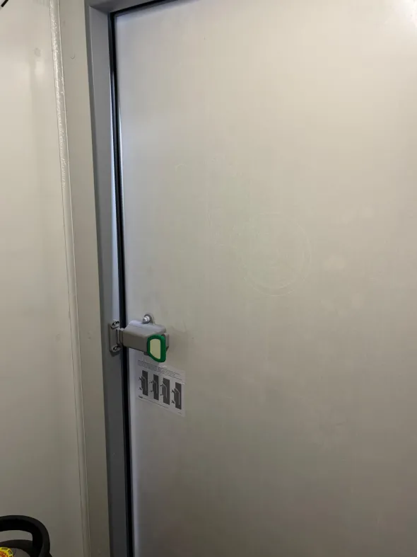 vendesi cella frigo positiva quasi nuova!