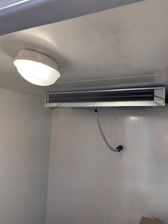 vendesi cella frigo positiva quasi nuova!