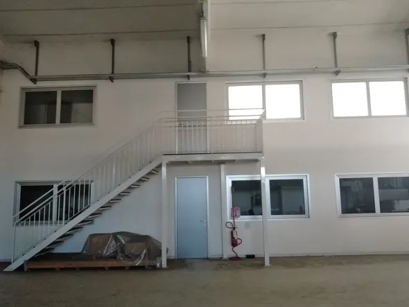 VENDITA MODERNO EDIFICIO