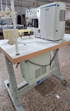Vendo attaccabottoni Durkoop 532