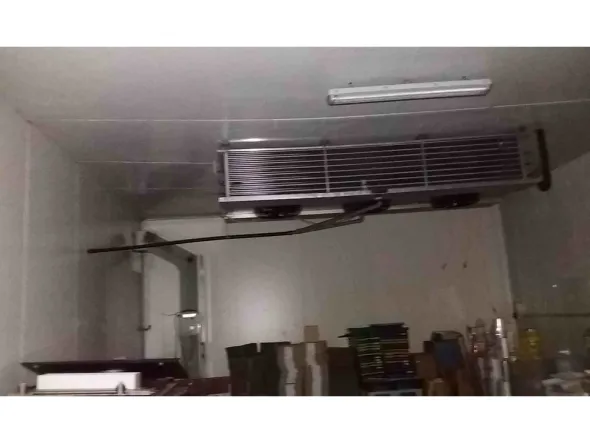 vendo 5 celle frigo- tot 200 mq