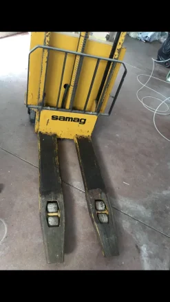 Vendo transpallet carrello elevatore elettrico