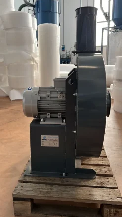 Ventilatore a flusso attraversato