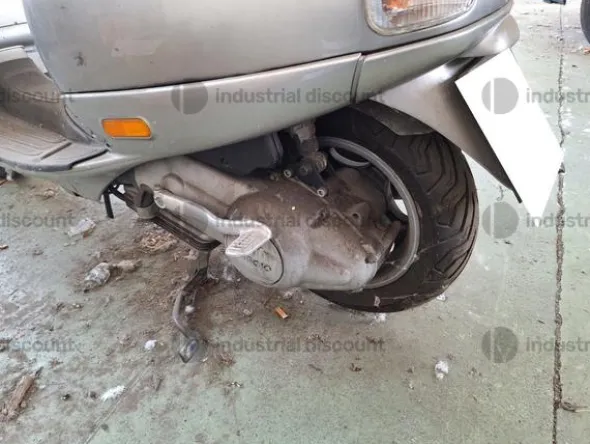 9#9294 Vespa Piaggio ET4